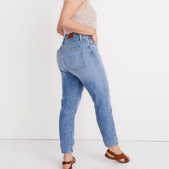 Madewell The Mom Jean High Rise in Melva Wash‎ Women's Size 35 - Picture 2 of 13